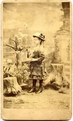 !_1870\'sflowersgirlcdv1pv9.webp