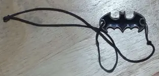 BatmanNecklace1.webp