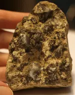 quartzrock2.webp quartzrock2.webp