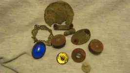 Second Gilt  Button From Colonial Site & Other Stuff 006.webp