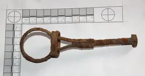 Odd clamp with scale.webp