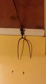 hand hay fork.webp