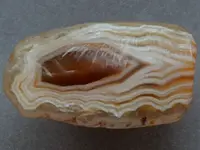 Agate-WhiteSeeThrough-Img_8968SSS.webp