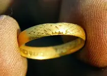 mourning ring.webp