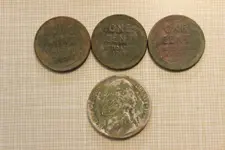 11-8finds 002.webp