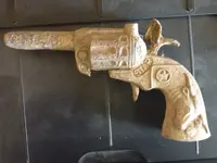 Teasure gun.webp