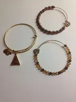 ImageUploadedByTreasureNet.com1447976802.891121.webp
