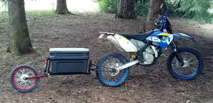 Dirtbike w_trialer.webp