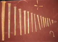 Square Nails.webp