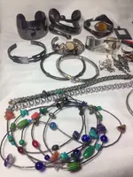 ImageUploadedByTreasureNet.com1450670856.423837.webp