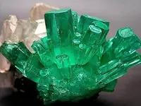 emerald.webp