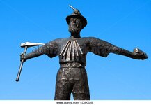 the-memorial-statue-to-tin-miners-at-redruth-in-cornwall-uk-d8k528.jpg