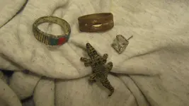 Two Gold Rings Tow Junkers Gator Pin Dec 13 2015 003.webp