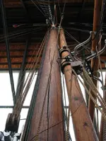 mast.webp