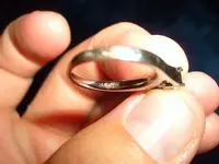 girls white gold.webp