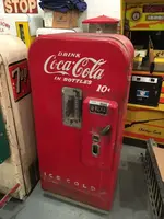 Vintage-1950-s-Vendo-39-Coca-Cola-Vending.webp