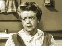 aunt bea.webp aunt bea.webp