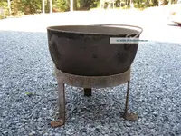 large__antique__cauldron__kettle__crock__pot__30_gal___with_handle_and_stand_1_lgw.webp