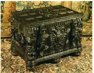 a-rare-17th-century-strongbox-decorated-with-the-imperial-coat-of-arms-of-the-hapsburgs.webp