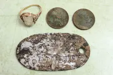 1-30finds 001.webp