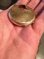 Gold watch.webp Gold watch.webp
