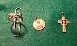 gold jewelry final.webp