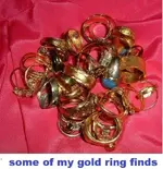 gold rings.webp