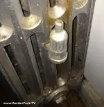 replace-a-steam-radiator-vent-3.webp
