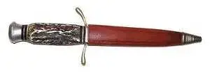 boot knife 1.webp