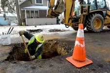 Lansing+Water-Utility_Robe+(1)0123164.webp