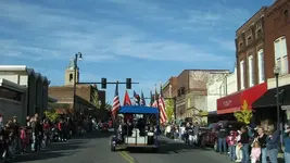 Parade on Main Street 02.webp