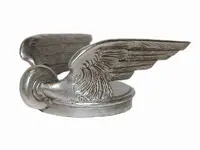 1928chevrolet winged-wheel mascot.webp