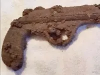 gun3.webp