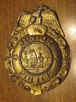 juniorpolicebadge.webp