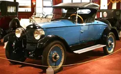 1919-auburn-beauty-six-roadster-07557.webp 1919-auburn-beauty-six-roadster-07557.webp