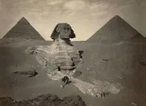 1200px-Sphinx_partially_excavated2.webp