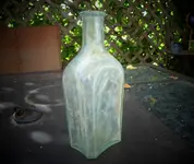 paris bottle 1.webp