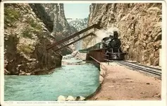 ROYAL GORGE COLORADO SHOWING THE HANGING bridge TREE 1909.webp
