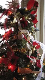 Tree of Birds closeup.webp