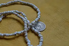 beads21.webp