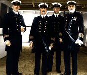 Titanic_officers_1912_555.jpg