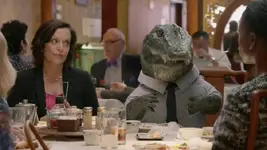 geico-alligator-arms-its-what-you-do-large-7.webp
