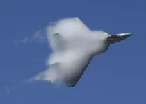 F-22_Raptor_vapor_trails.webp F-22_Raptor_vapor_trails.webp