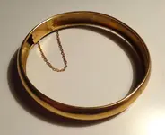 bracelet.webp