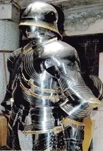 medieval-gothic-armour-suits-1049692.webp