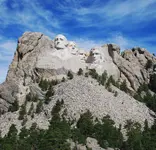 Mt._Rushmore_Early_Morning.webp