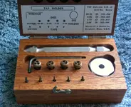 model builders tap and die set 5.webp