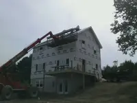 0921121855_03.webp