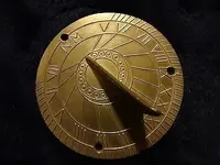 unusual-sundial-by-kirk-steiff-pewter-colonial-williamsburg-reproduction-cw-43-73bae55c1d8251...webp