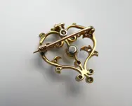 heart pin 2.webp